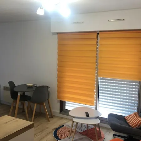 Le Toucan South West 200m 50m Shops Apartment *