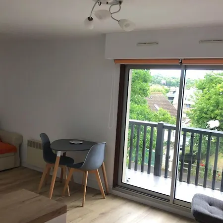 Le Toucan South West 200m 50m Shops Apartment