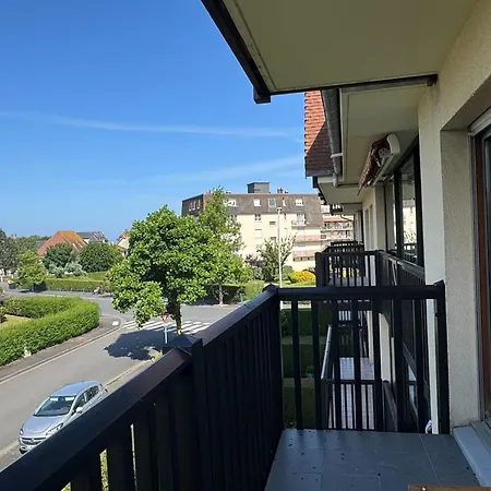 Apartment Le Toucan South West 200m 50m Shops Villers-sur-Mer
