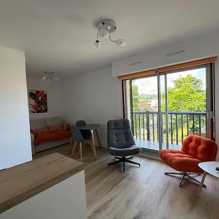 Le Toucan South West 200m 50m Shops Villers-sur-Mer