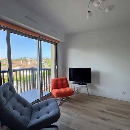 Le Toucan South West 200m 50m Shops Apartment *